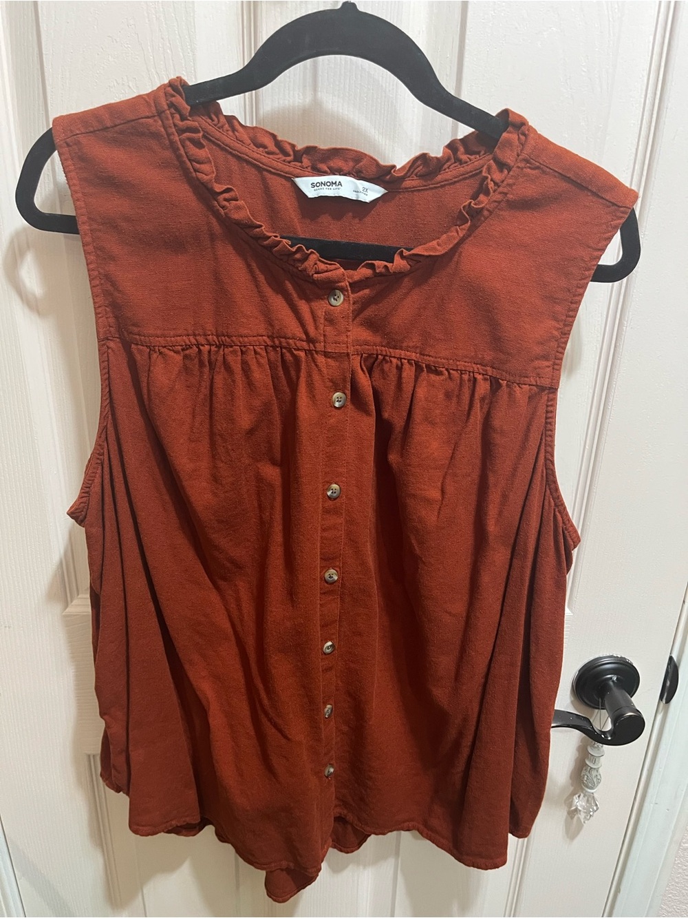 Sonoma Rust Ruffle-Neck Sleeveless Button-Front Top